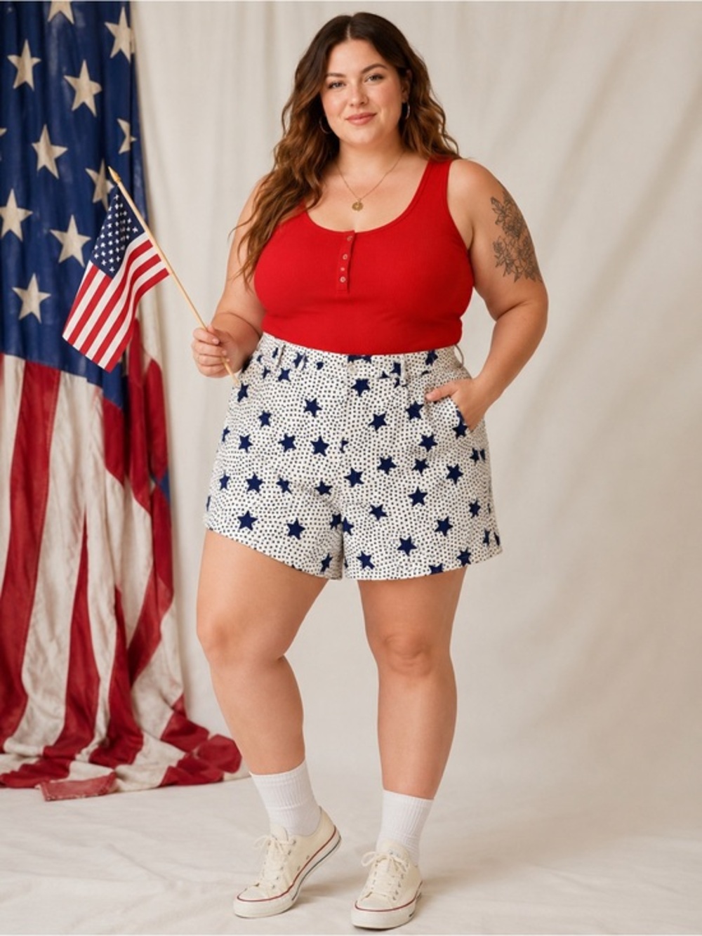 Vintage Carolina colours cream cotton USA made navy blue star print mom shorts